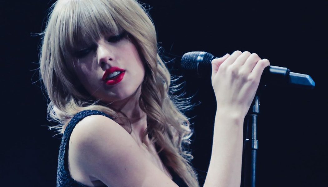 Taylor Swift’s Accusers Say She Must Face ‘Shake It Off’ Trial, Even If She’s ‘Unhappy’