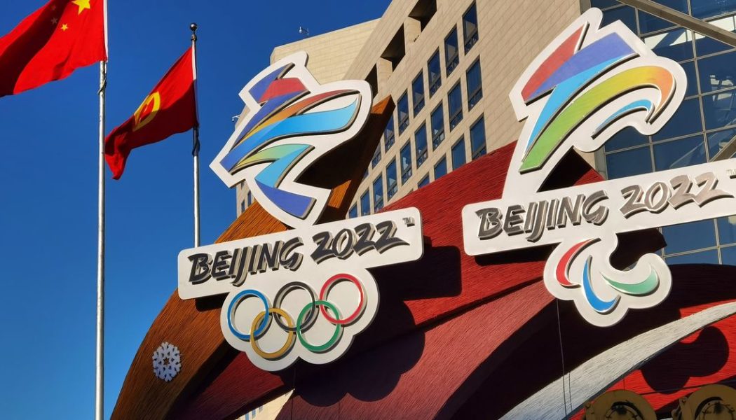 US athletes told to use burner phones at Beijing Winter Olympics