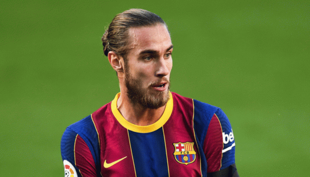 Valencia transfer news: Jose Bordalas’ side in talks to sign Oscar Mingueza on loan