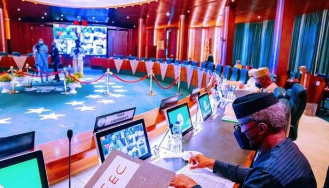 VP Osinbajo Presides Over FEC Meeting As President Buhari Heads To Gambia (Photos)