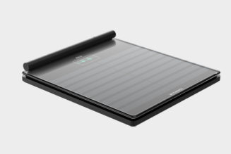 Withings’ new scale has a retractable handle that measures EKGs and segmented body composition