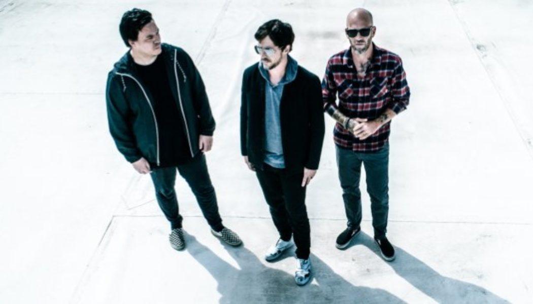 10 YEARS To Release Collection Of Alternate Takes Of Band’s Most Popular Songs