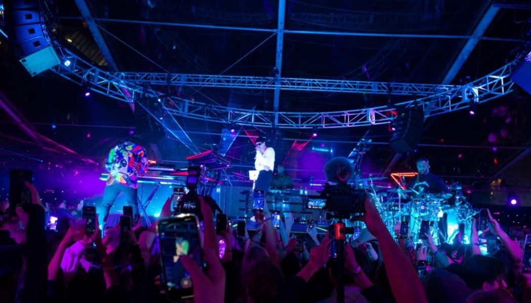 3 Injured After Shots Fired at L.A. Afterparty for Justin Bieber Concert