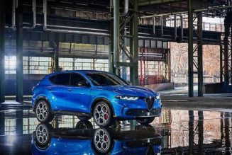 Alfa Romeo’s new SUV comes with an NFT for some reason