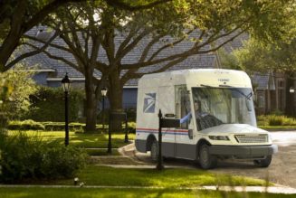 Biden administration wants USPS to rethink gas-powered mail truck purchases