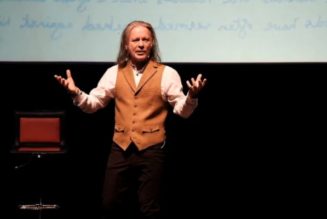 BRUCE DICKINSON Reveals His Favorite Female Vocalist Of All Time