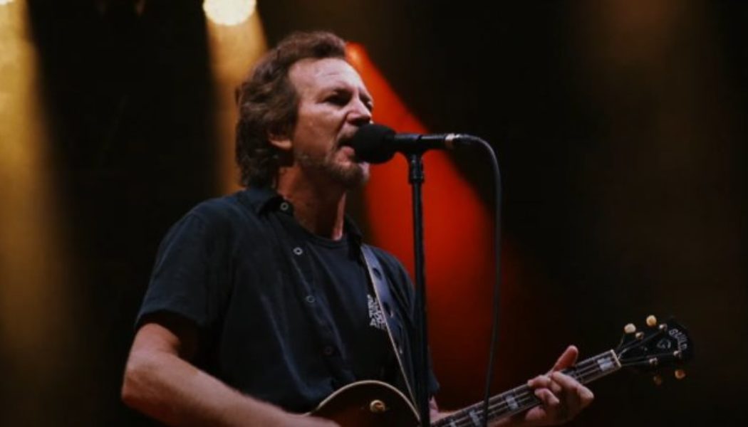 EDDIE VEDDER Postpones Shows Due To Positive COVID-19 Test In Touring Party