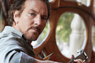 Eddie Vedder Unveils New Album Earthling: Stream