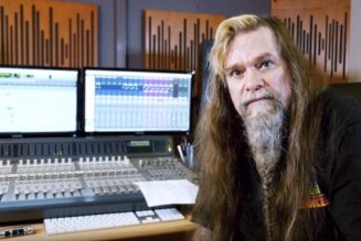 Ex-W.A.S.P. Guitarist CHRIS HOLMES’s Wife Asks Fans For Donations After He Is Diagnosed With Throat And Neck Cancer