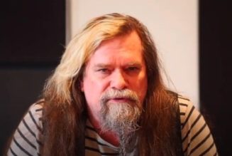 Former W.A.S.P. Guitarist CHRIS HOLMES Diagnosed With Throat And Neck Cancer