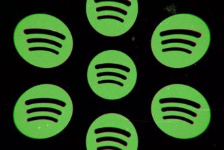 Hear me out: browser tabs in music player apps