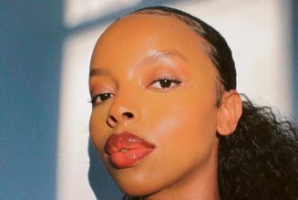 I’m a Beauty Editor With Oily Skin, and Even I Love These Cleansing Oils