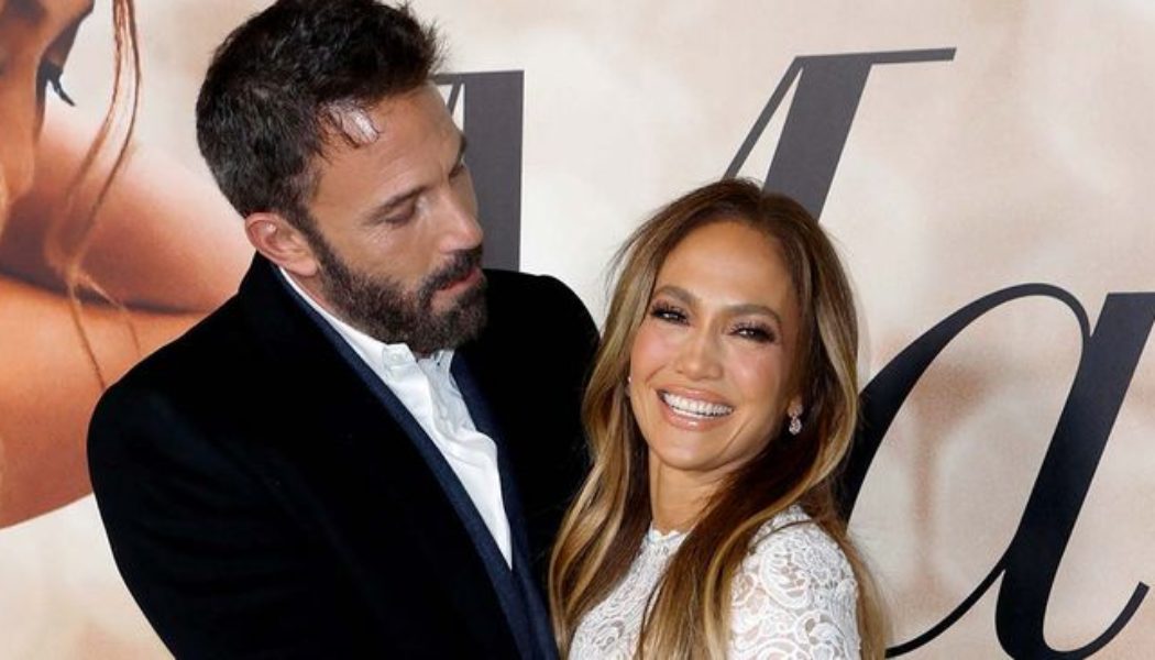 J.Lo Wore a Little White Wedding Dress on the Red Carpet With Ben Affleck