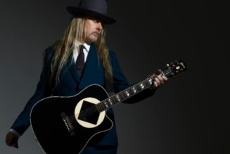 JERRY CANTRELL Partners With GIBSON For Two Acoustic Guitars