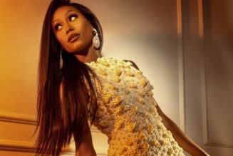 Muni Long Is Finally Getting Her Flowers (And Flowers)