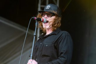 Musicians Remember Mark Lanegan: “One of THE Great Singers of the Last 30 Years”