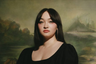 mxmtoon Announces 2022 North American Tour, Shares “mona lisa”: Stream