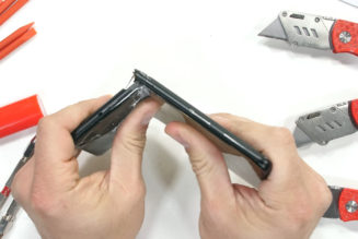 OnePlus 10 Pro snaps in half in durability test