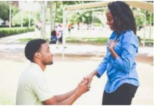 Proposing to lady by Kneeling Down is against African Culture and God