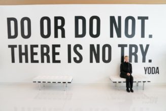 The Dropout on Hulu makes an unconvincing case for Elizabeth Holmes’ humanity