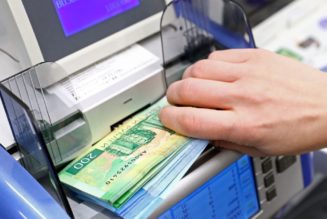 US and Europe will block some Russian banks from SWIFT