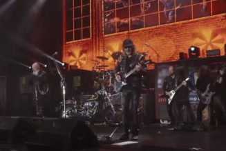 Watch Pro-Shot Video Of GLENN TIPTON Performing ‘Metal Gods’ With JUDAS PRIEST At 2021 BLOODSTOCK OPEN AIR