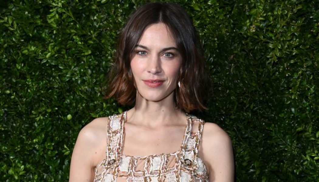 Alexa Has Spoken—These Comfy Slingbacks are the Shoes of the Season