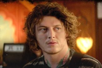 ASKING ALEXANDRIA’s BEN BRUCE Wants To Start A Food Truck Business Called ‘Sex, Drugs And Sausage Rolls’