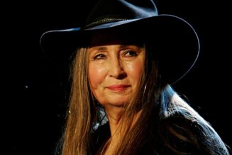 Bobbie Nelson, Willie Nelson’s Sister and Bandmate, Dies at 91