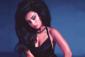 Charli XCX Collects First U.K. No. 1 With ‘Crash’