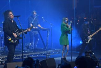 CHVRCHES and Robert Smith Perform “Just Like Heaven” at NME Awards: Watch