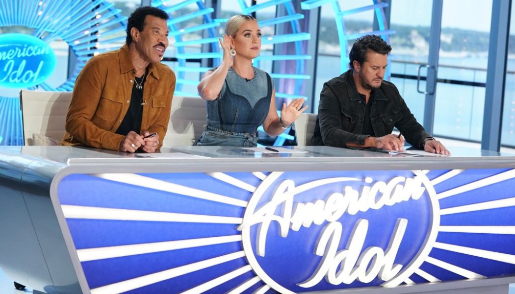 Douglas Mills Leaves ‘American Idol’ Judges Speechless With Powerful Audition: Watch