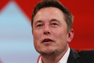 Elon Musk cites Eminem song in latest volley with the SEC