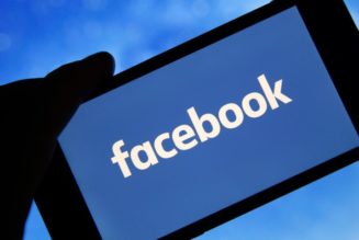 Facebook Adds Community Help Resources for Ukrainian Users