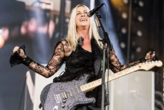 How to Get Tickets to Alanis Morissette’s 2022 World Tour