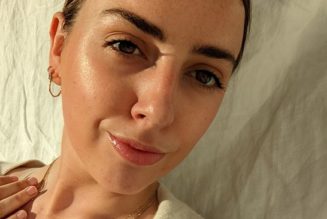 I Can’t Get Enough of Clean-Girl Beauty, So I Tried It Out for An Entire Week