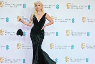 Lady Gaga’s Dramatic Green Velvet Gown Is Expertly Sculpted to the Star’s Body
