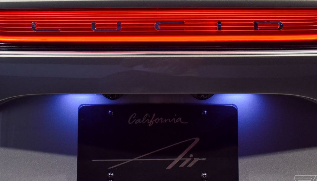 Lucid Motors says it expects to make fewer EVs in 2022 than it originally planned