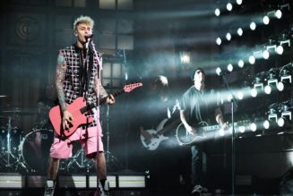 Machine Gun Kelly Claps Back at TikToker Who Accused Him of Not Actually Playing His Guitar