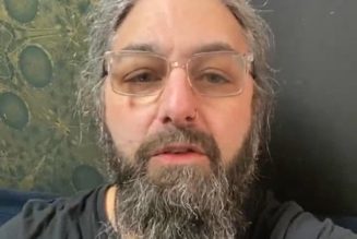 MIKE PORTNOY Attends DREAM THEATER Concert In New York City, Gets Shoutout From JAMES LABRIE