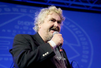 Pavement’s Bob Nastanovich Launches Fundraiser for Daniel Johnston’s Cat
