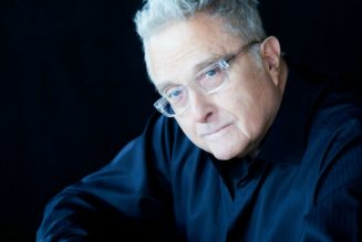 Randy Newman Postpones European Tour to Recover From Neck Surgery