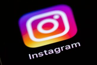 Russia Blocks Instagram Amid Widening Social Media Crackdown