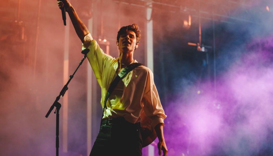 Shawn Mendes & Sebastian Yatra Bring the Heat to the Stage at 2022 SXSW