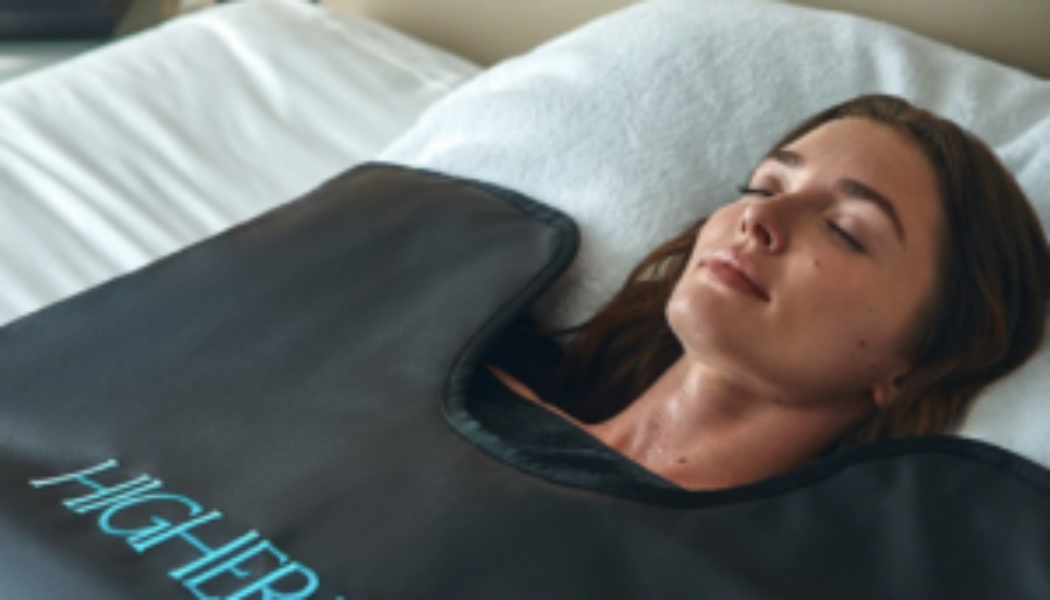 This Portable Sauna Blanket Is The Antidote To Post-Workout Soreness