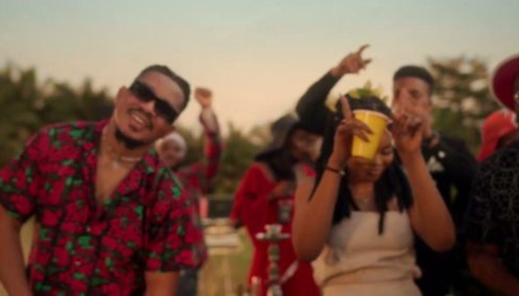 VIDEO: Bracket – Out There