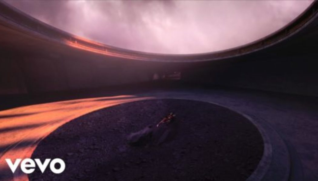 VIDEO: Wizkid ft Tay Iwar & Projexx – True Love