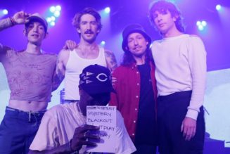 Watch Turnstile Perform Glow On Medley on Kimmel