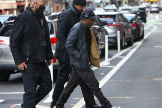 Chris Rock Shuts Down Fan Who Yelled “F*ck Will Smith”