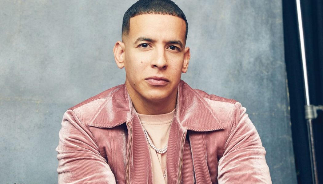 Daddy Yankee’s ‘Legendaddy’ Debuts at No. 1 on Top Latin Albums Chart, Top 10 on Billboard 200